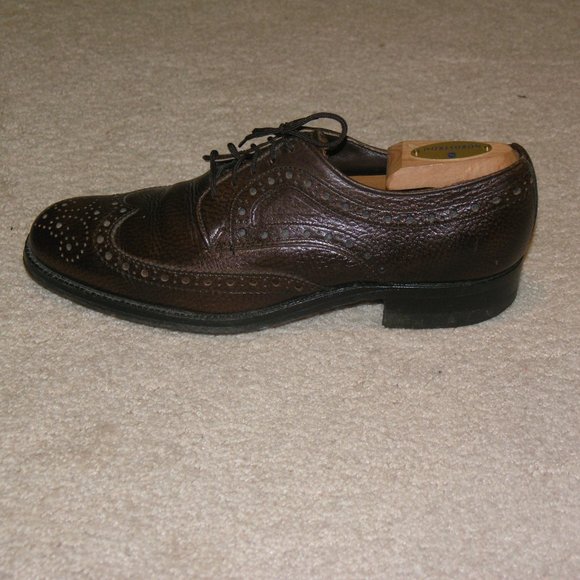 Eaton Vintage Brown Leather Medallion Wingtips 8D main image 7